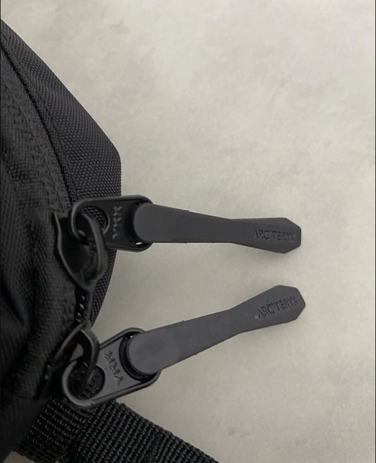 Arcteryx nylon shoulder bag Crossbody bag regular unisex