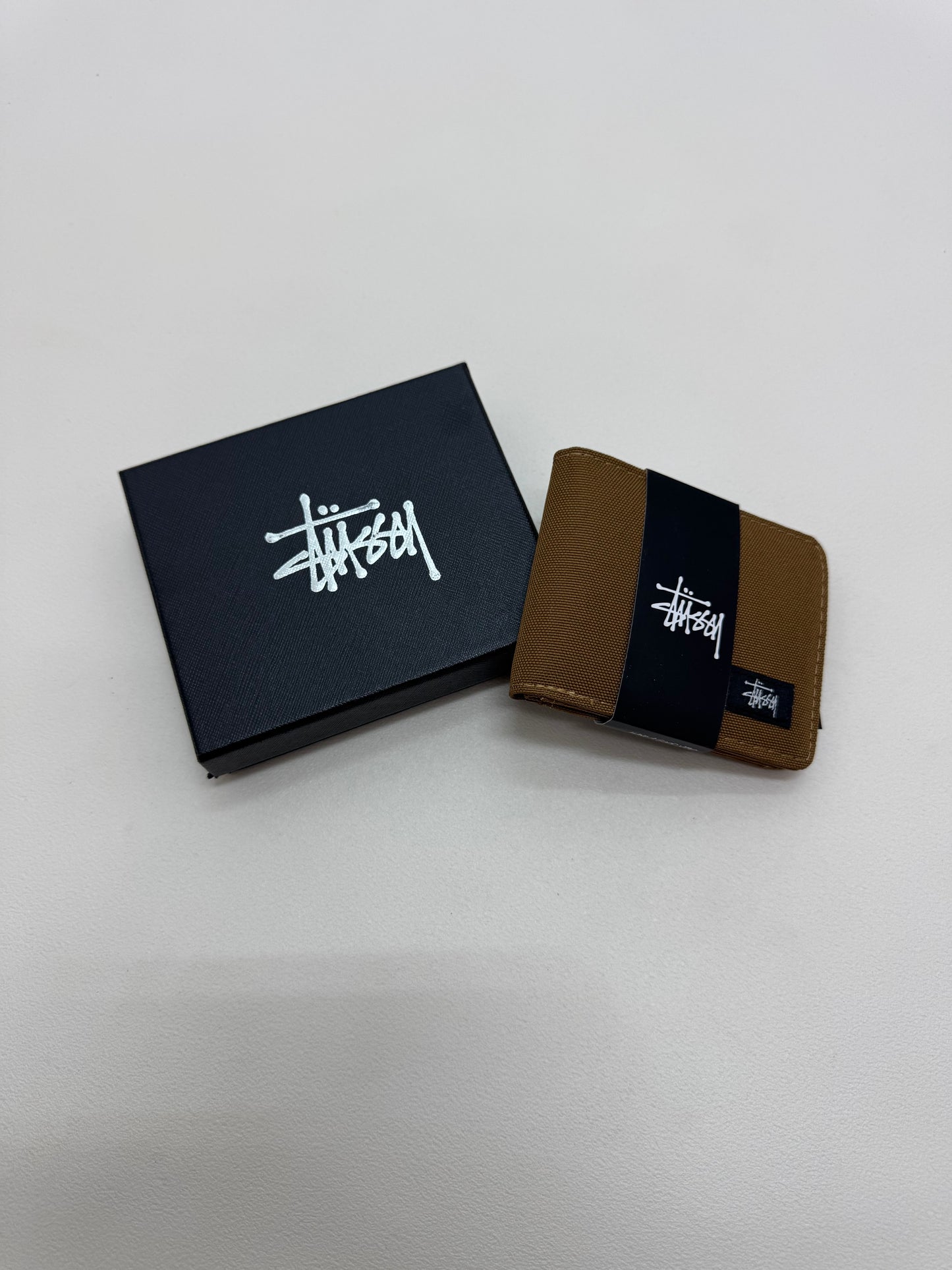 wallet stussy