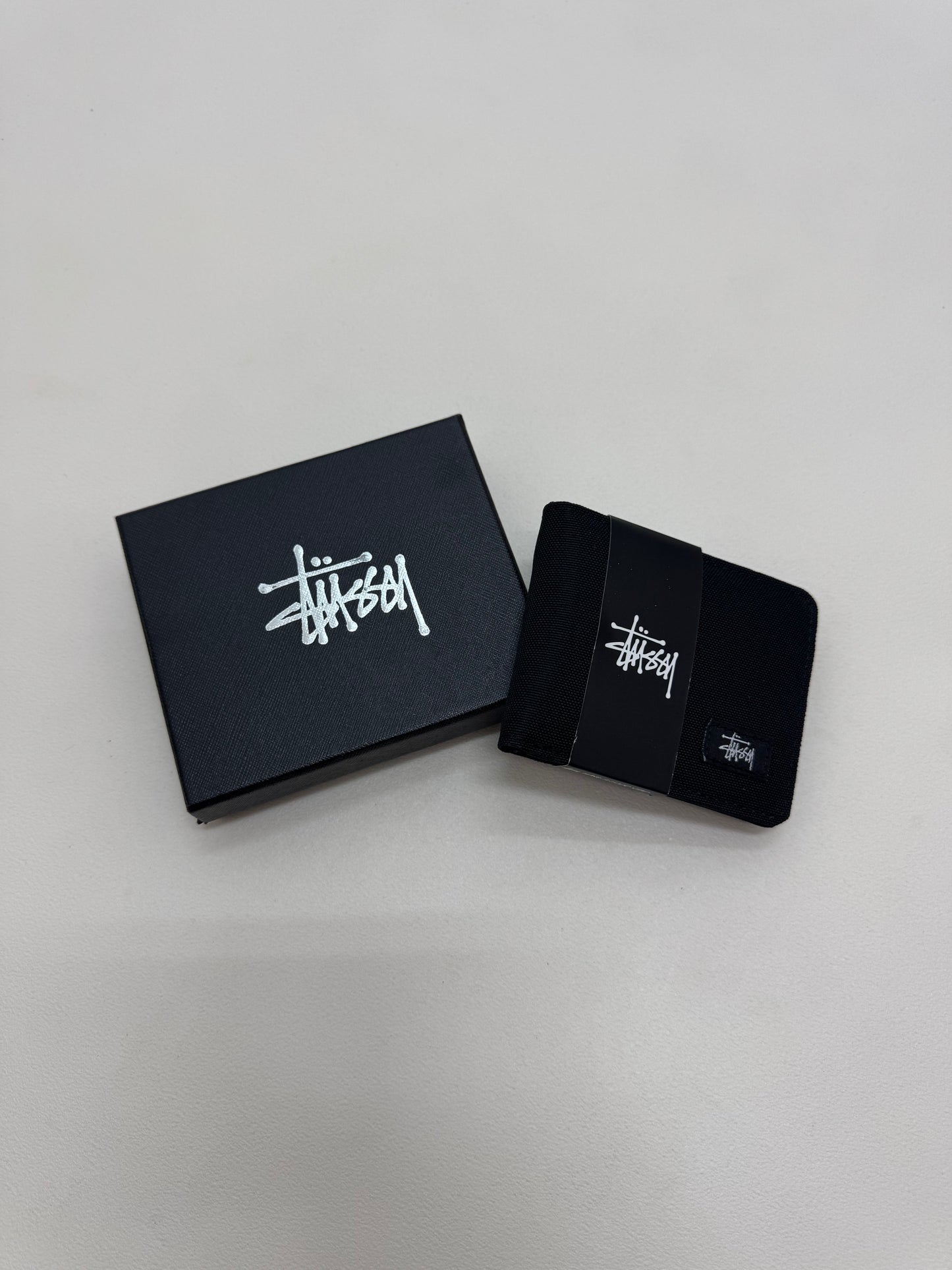 wallet stussy